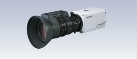 Цветная видеокамера с тремя 1/2-дюймовыми   ПЗС-матрицами